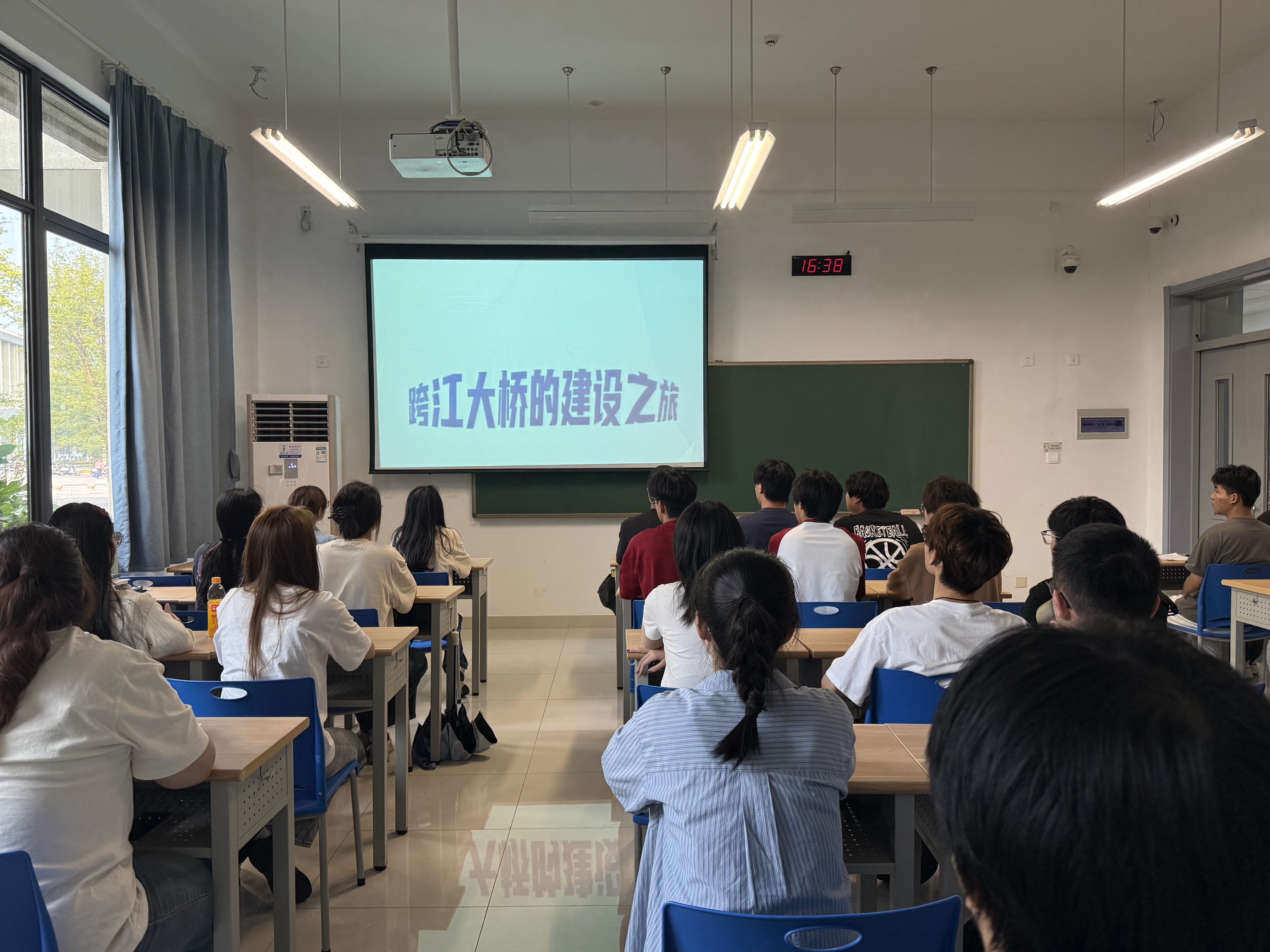 科普进校园.jpg